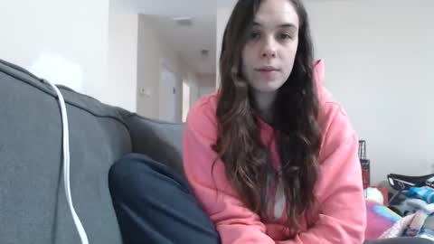 Snapshot of miss_sunshine01 chatting on February 26, 5:21 pm Bella online show from February 26, 5:21 pm