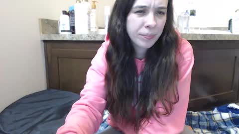 Snapshot of miss_sunshine01 chatting on February 11, 3:18 am Bella online show from February 11, 3:18 am