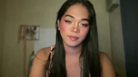 miss_veron_xoxo online show from April 19, 9:20 am