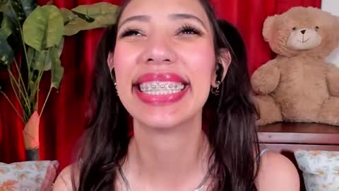 Miss Veronica online show from October 21, 1:59 pm