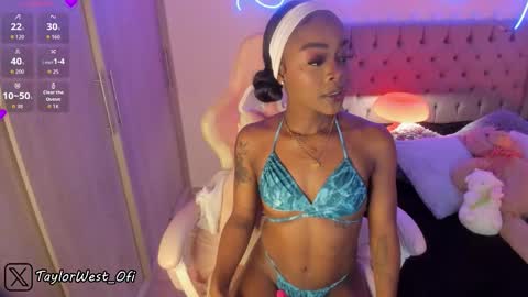 Tay Tay Independent Model   online show from March 20, 4:39 am