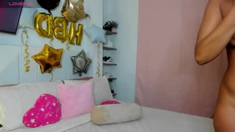 Snapshot of missangeldust chatting on September 14, 12:19 am missangeldust online show from September 14, 12:19 am
