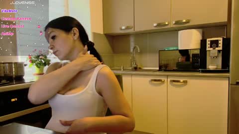missbya online show from May 7, 5:23 am