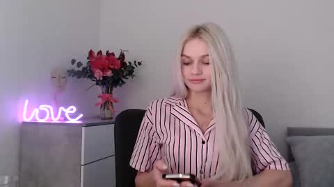 EMMA online show from February 10, 9:15 pm