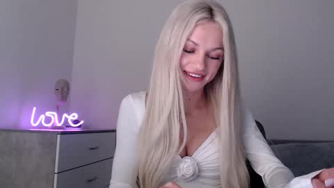 EMMA online show from December 18, 8:46 pm