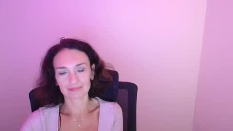 Christina online show from October 9, 4:44 pm