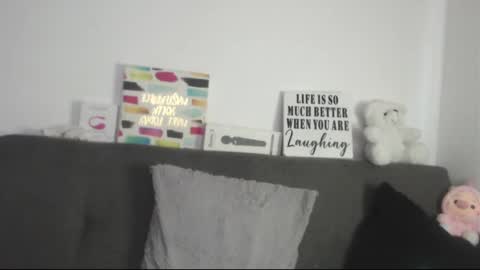 Snapshot of misslucyy1 chatting on January 12, 5:33 pm luccy online show from January 12, 5:33 pm