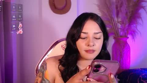 missmariana_ online show from December 4, 12:46 am