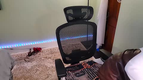 Mina online show from December 22, 4:17 am