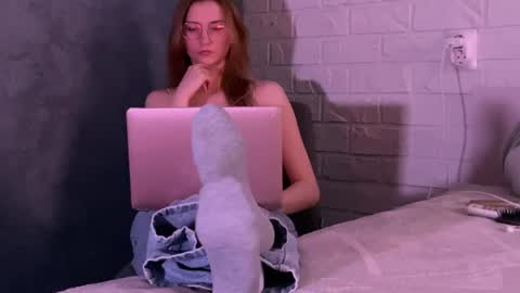 missmiroslava online show from April 9, 11:04 am