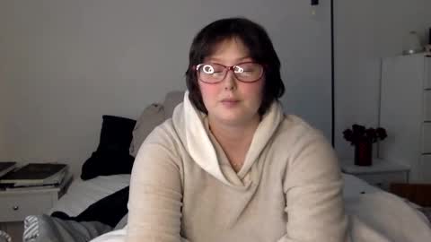 missmistressmal online show from November 24, 2:52 pm