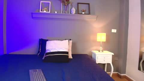 missparis__ online show from November 21, 10:45 pm