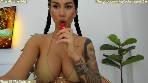 Renata online show from November 21, 8:44 pm