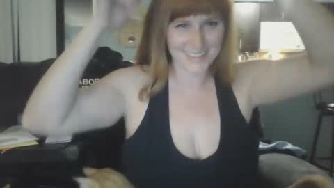 Missreddd88 online show from April 26, 6:33 am