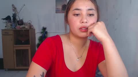 missRHEA online show from January 30, 3:51 pm