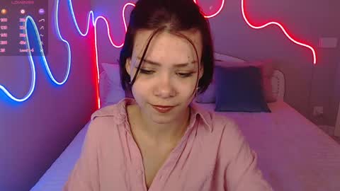 Miss Mila online show from April 7, 8:00 pm