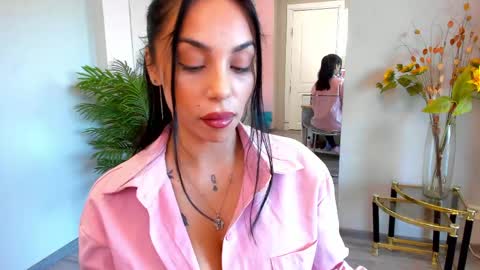 Sienna online show from June 3, 6:03 am