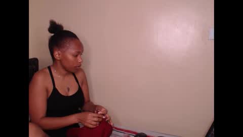 missthighsohmy online show from September 24, 11:42 am