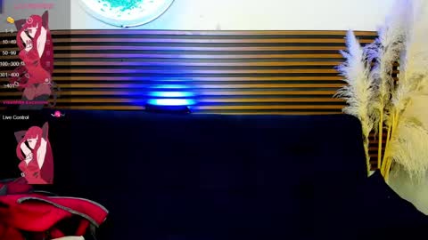 missvalery1 online show from February 3, 8:35 pm