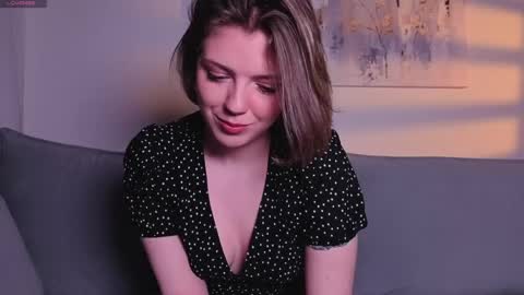 Polly online show from June 5, 9:21 pm