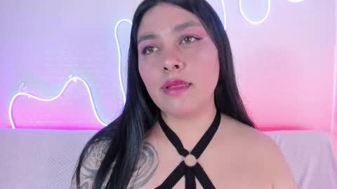 Pau OFmissweetpeach online show from November 10, 10:27 pm