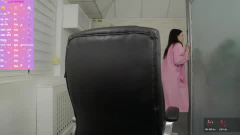 Sophia online show from April 8, 3:19 am