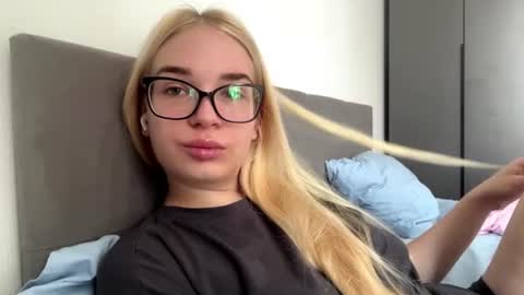Lucy online show from July 21, 6:58 am