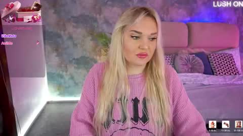 missyymarty online show from February 8, 8:07 am