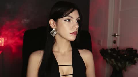 Miss Rochelle online show from October 8, 8:46 pm