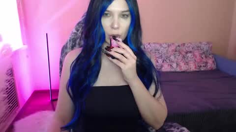 Miss Bailey online show from February 8, 11:36 am