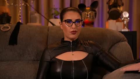 Mistress Kelly online show from November 4, 12:26 am