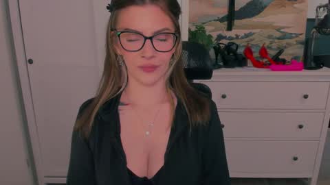 SANDY online show from January 12, 4:23 pm