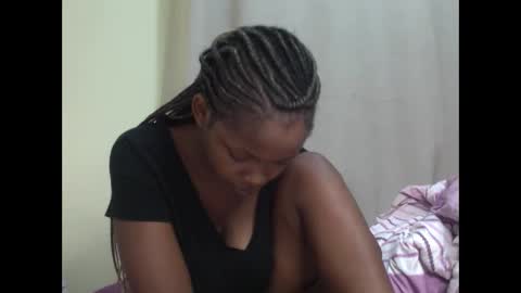 misty_shee online show from February 19, 9:24 pm