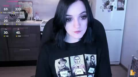 lina. online show from June 3, 2:33 pm