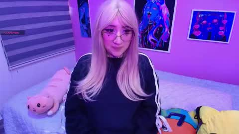  Miwa Violet  online show from January 31, 7:11 pm