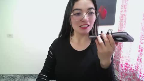 Sam online show from April 14, 1:11 pm