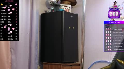 MOCHA   JAMES THE NPC  online show from November 16, 6:04 am