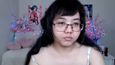 Molly online show from February 1, 4:11 am