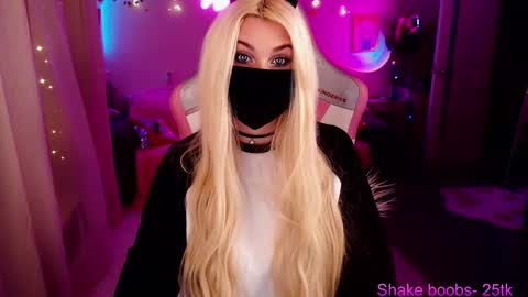    online show from November 25, 12:07 pm