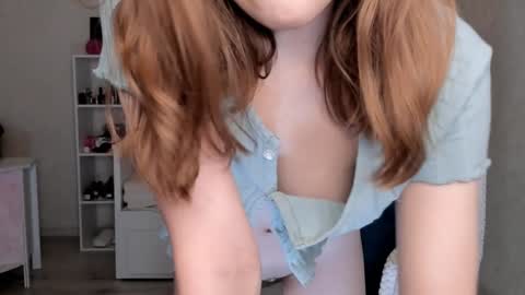 Molly online show from February 7, 3:13 am