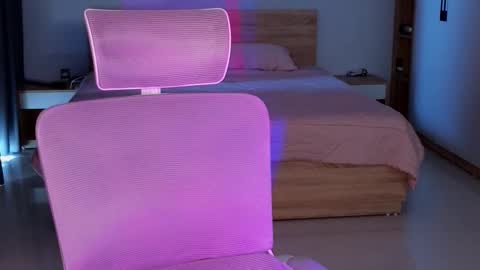 Molly online show from March 28, 7:19 am