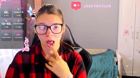  KIRA  online show from October 2, 4:50 am