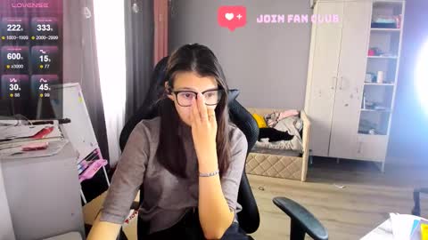  KIRA  online show from September 23, 6:55 am