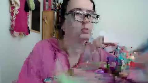 mollymeadows online show from April 13, 4:52 pm