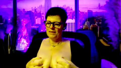MollySun Nina Randmann online show from June 10, 4:49 pm