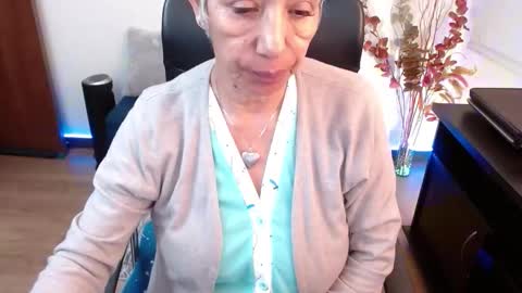 Devora online show from November 6, 12:27 am