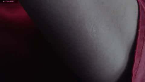 Snapshot of mommyissuess_ chatting on October 29, 7:34 am Daphne  online show from October 29, 7:34 am