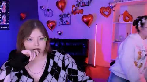 Mona  online show from March 7, 9:44 pm