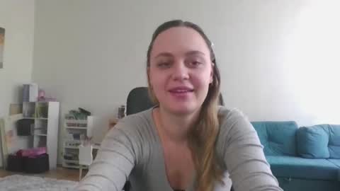 monarise online show from April 14, 8:36 am