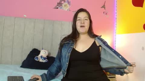 monickhot303av online show from December 5, 6:13 am